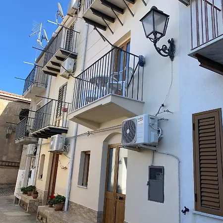 Villa Dea Del Borgo à Sant'Ambrogio  Extérieur photo