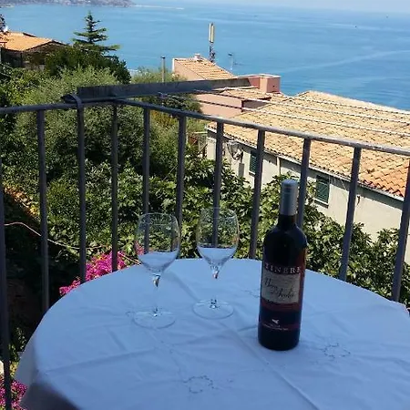 Villa Dea Del Borgo à Sant'Ambrogio  Extérieur photo