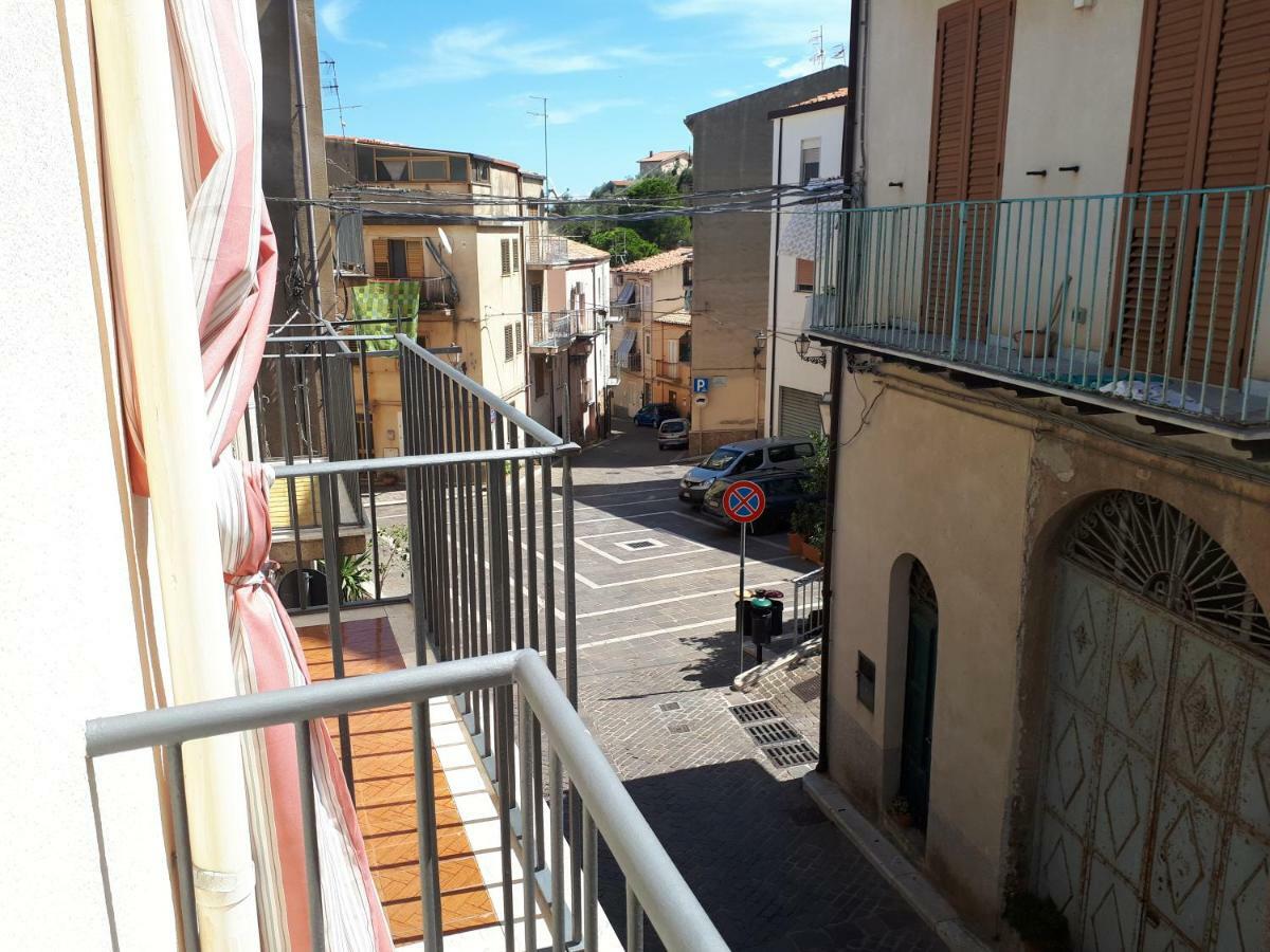 Dea Del Borgo *